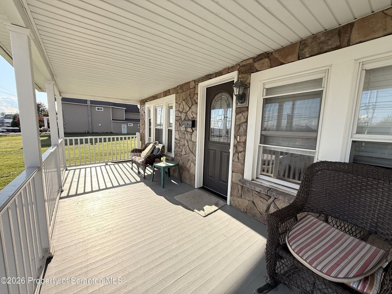 734 S Main St #1stFLUNIT - Photo 4 of 19