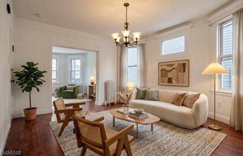 237 S Clinton St #2 - Photo 3 of 11