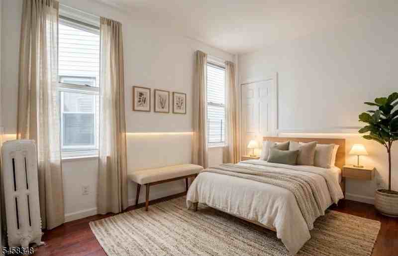 237 S Clinton St #2 - Photo 4 of 11