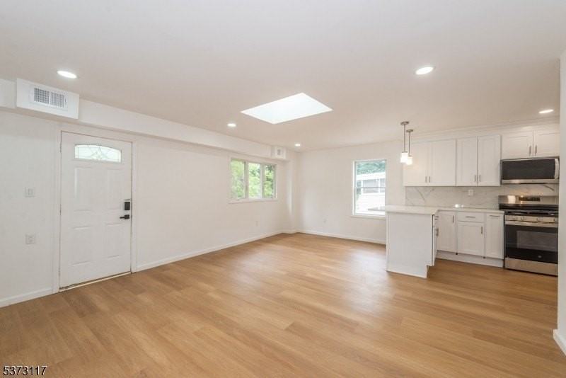 73 Clinton Pl #2 - Photo 4 of 14