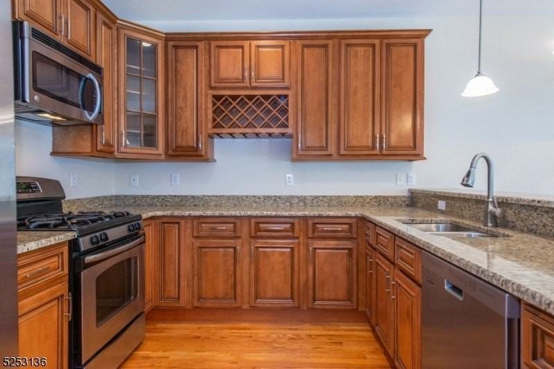 17 Halina Ln - Photo 4 of 19