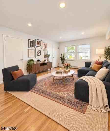 90 Spring St #2 - Photo 2 of 11