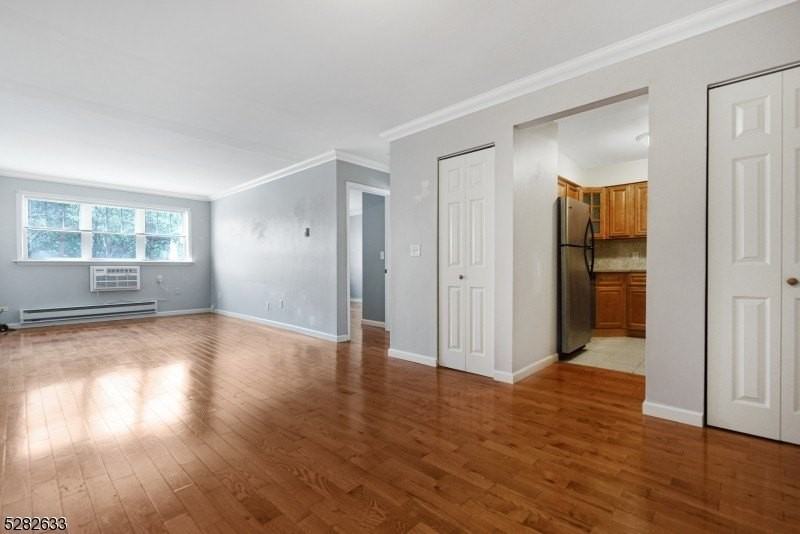 304 4th Ave Apt 212 - Photo 5 of 14