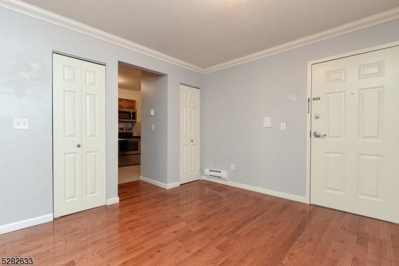 304 4th Ave Apt 212 - Photo 6 of 14
