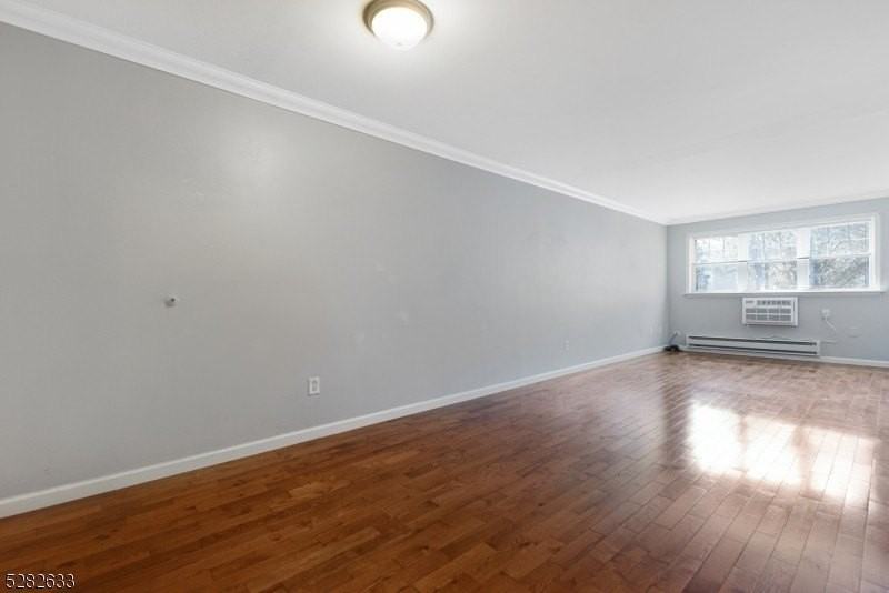 304 4th Ave Apt 212 - Photo 7 of 14