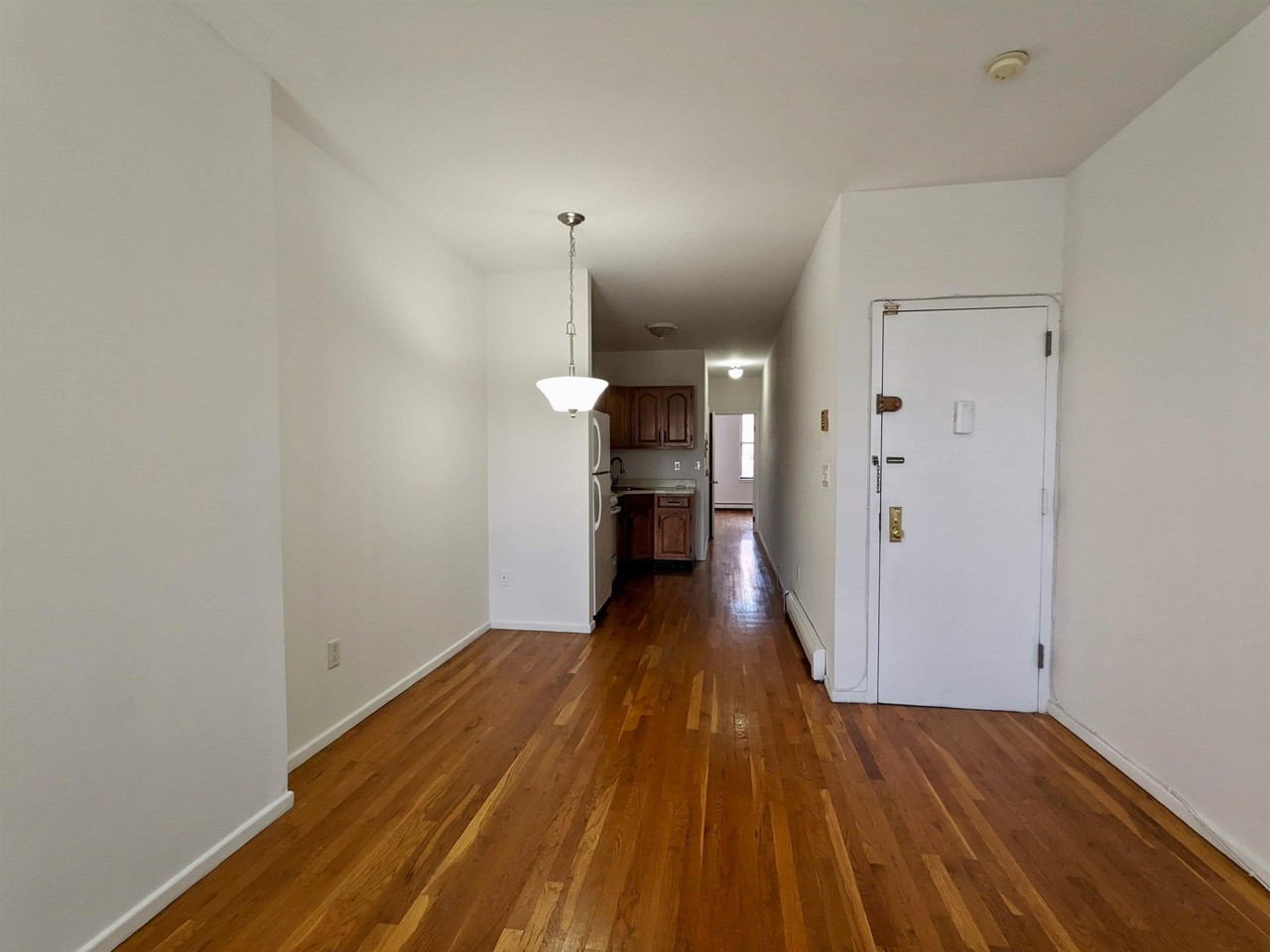 374 2nd St #5 - Photo 2 of 12