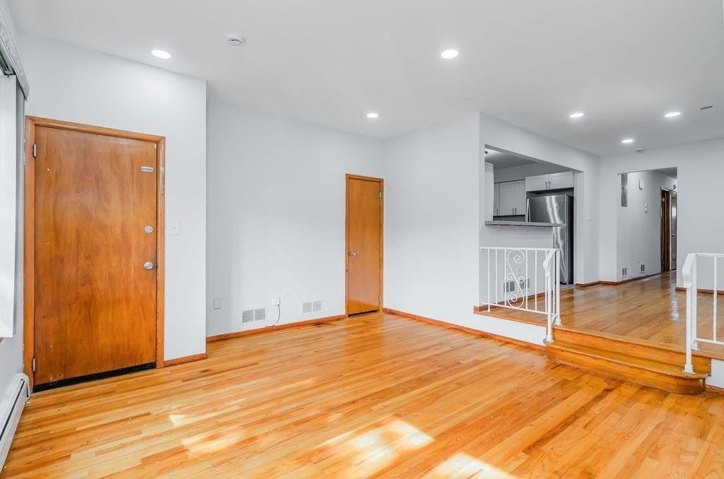 145 Hobart Ave #1 - Photo 5 of 14