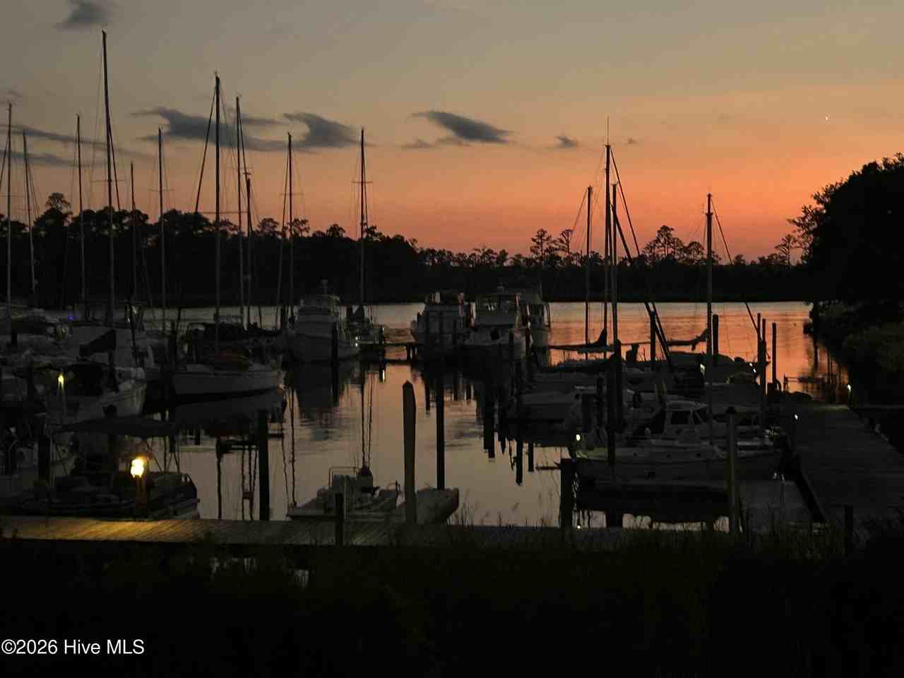 114 Dockside Dr - Photo 2 of 11