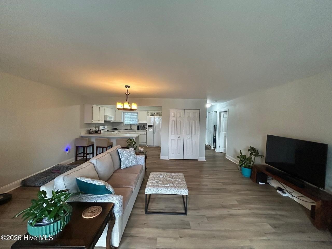 114 Dockside Dr - Photo 6 of 11