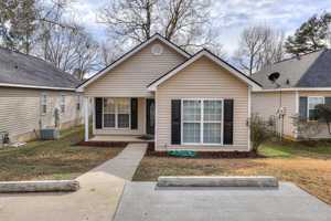 featured image of 1985 Shoreline Dr