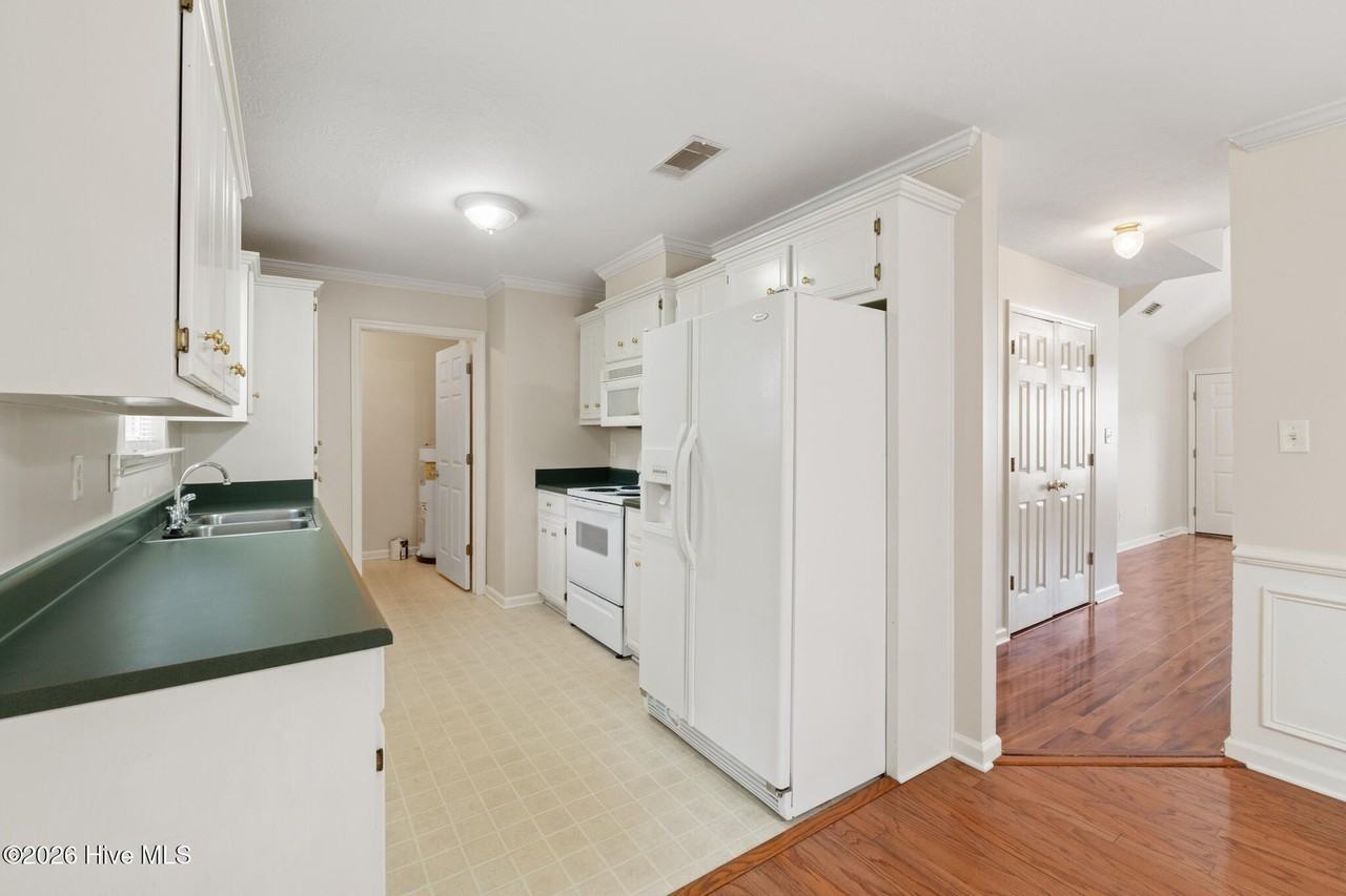 4011 Oellerich St - Photo 7 of 23