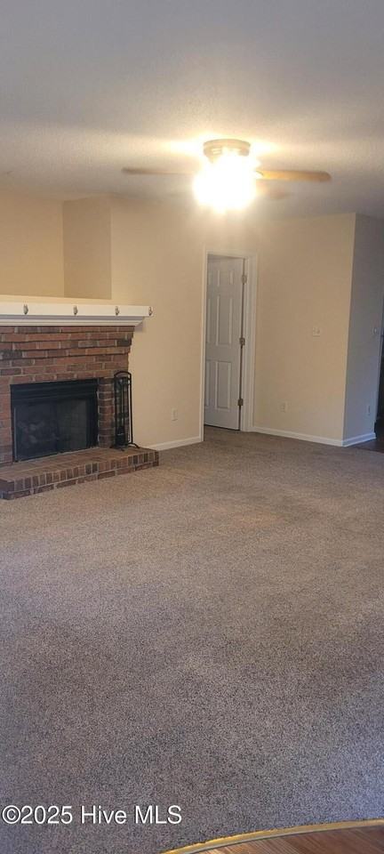 104 Margaret Dr - Photo 4 of 16