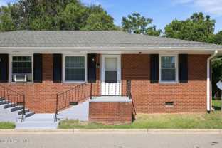 1002 W 6th St #A - Photo 1 of 1