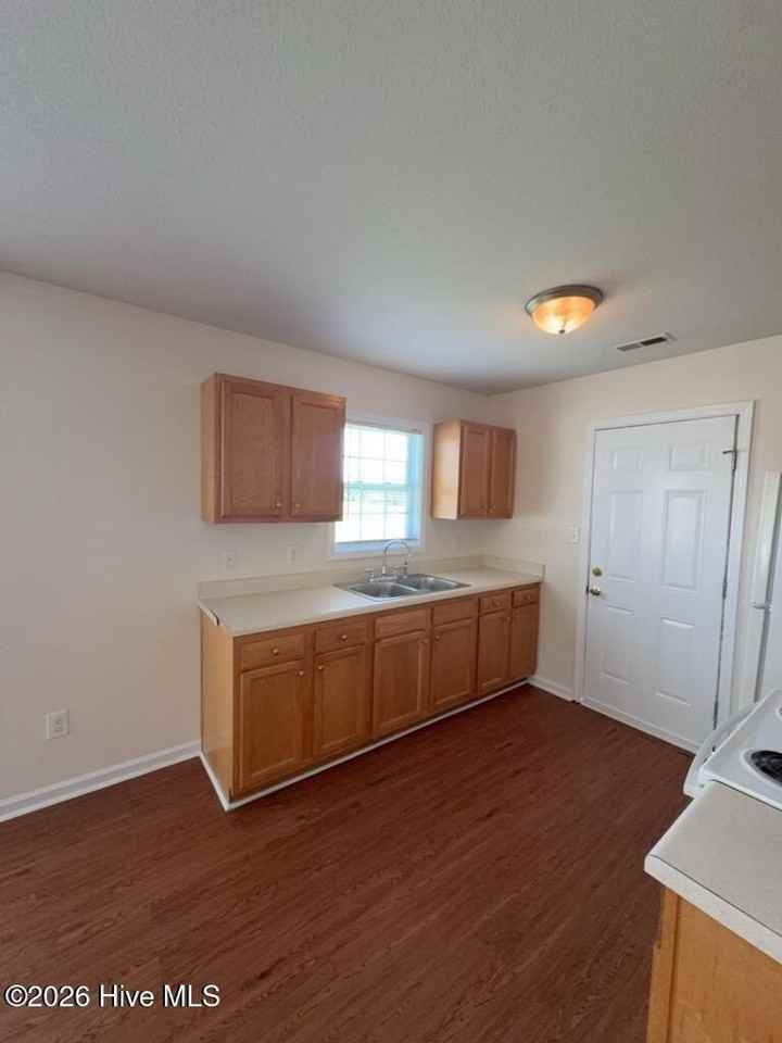 200 Cow Horn Rd #121 - Photo 6 of 18
