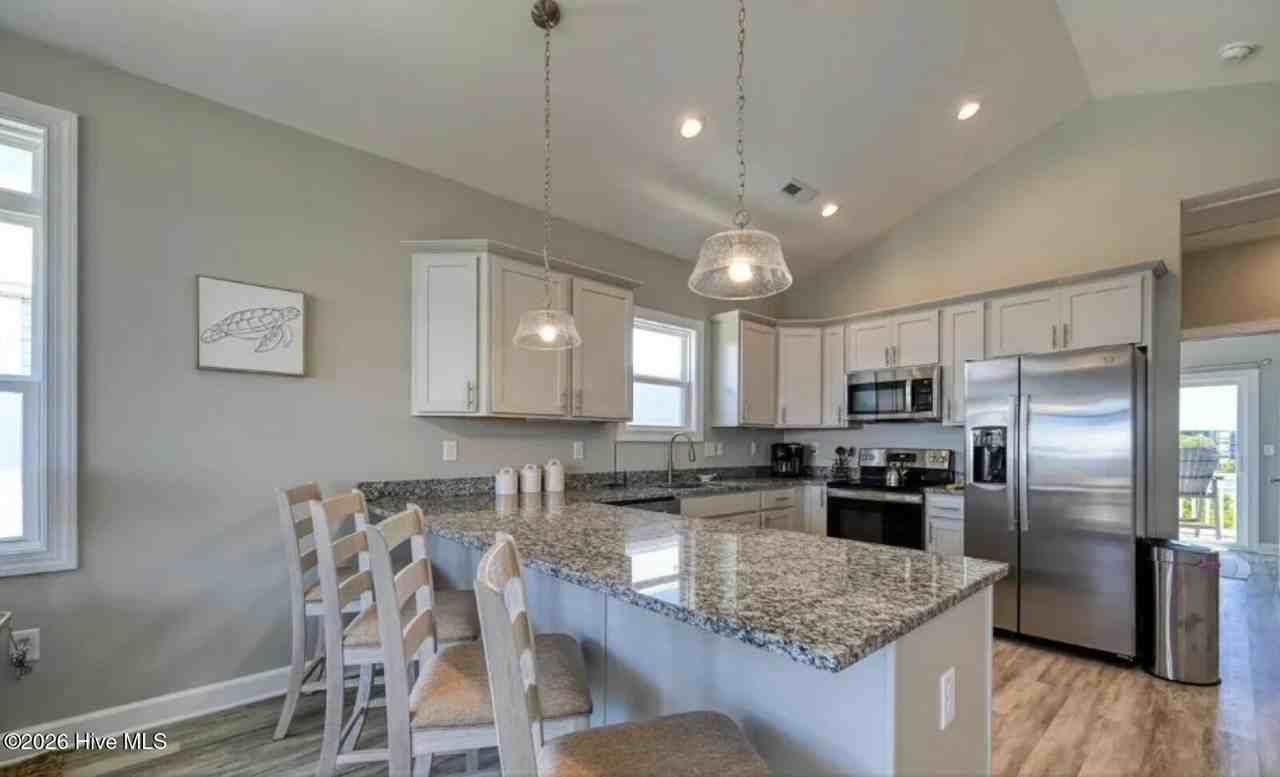 128 Sea Gull Ln - Photo 4 of 16
