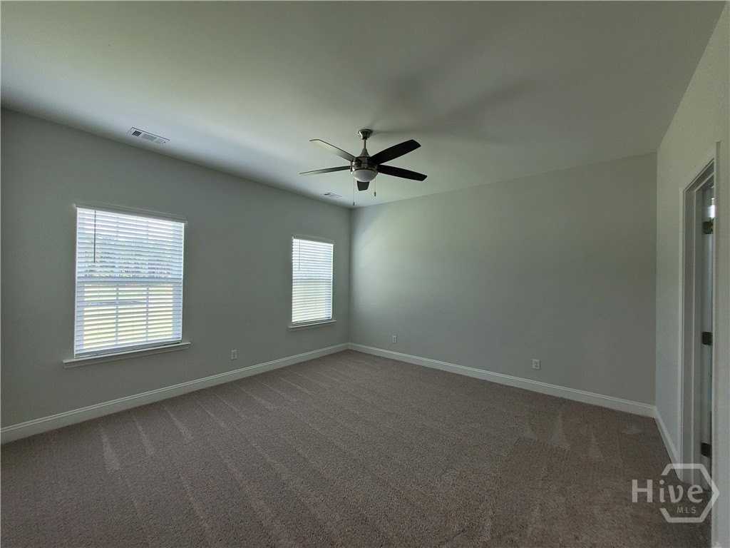 222 Glick Way - Photo 6 of 20
