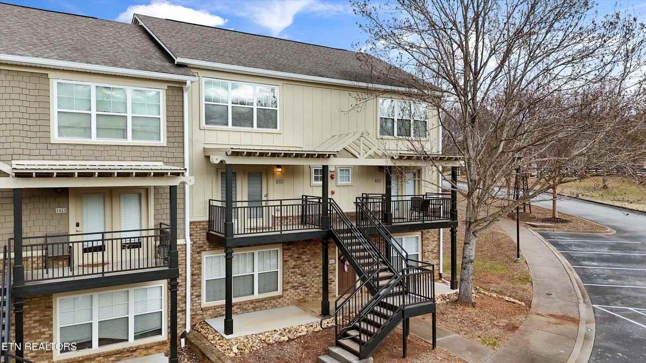 1121 Tree Top Way #1422 - Photo 2 of 29