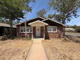 featured image of 2702 22nd St