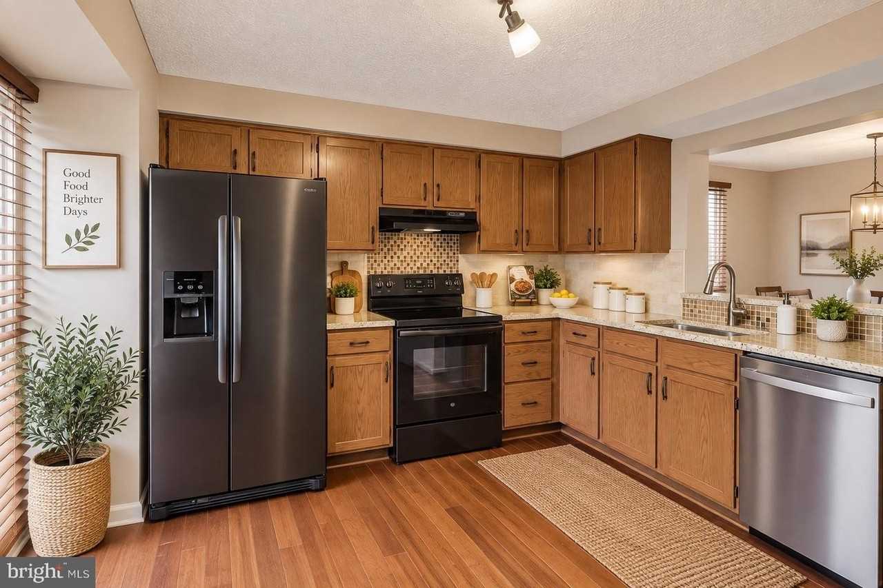 6121 Cedar Wood Dr - Photo 5 of 37