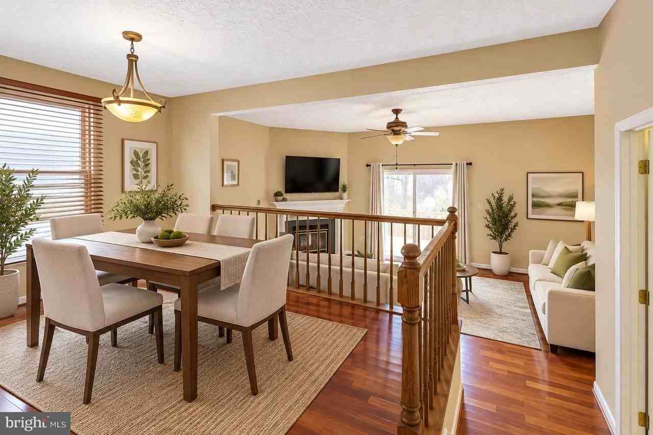 6121 Cedar Wood Dr - Photo 7 of 37