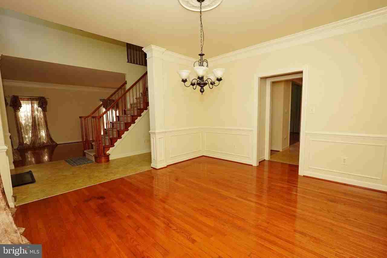 14030 Bromfield Rd - Photo 6 of 27
