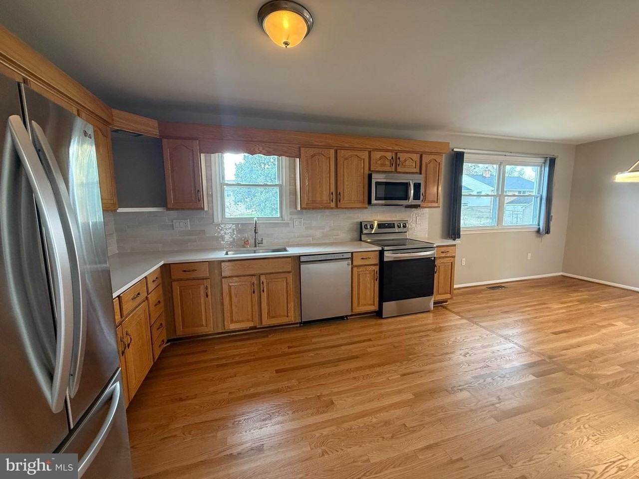 314 Ridgely St - Photo 2 of 29