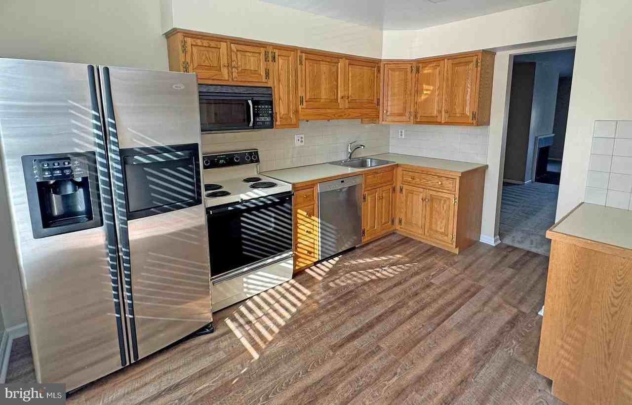802 Seminole Gdns - Photo 3 of 24