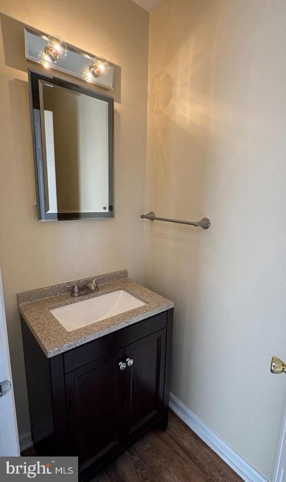 802 Seminole Gdns - Photo 4 of 24