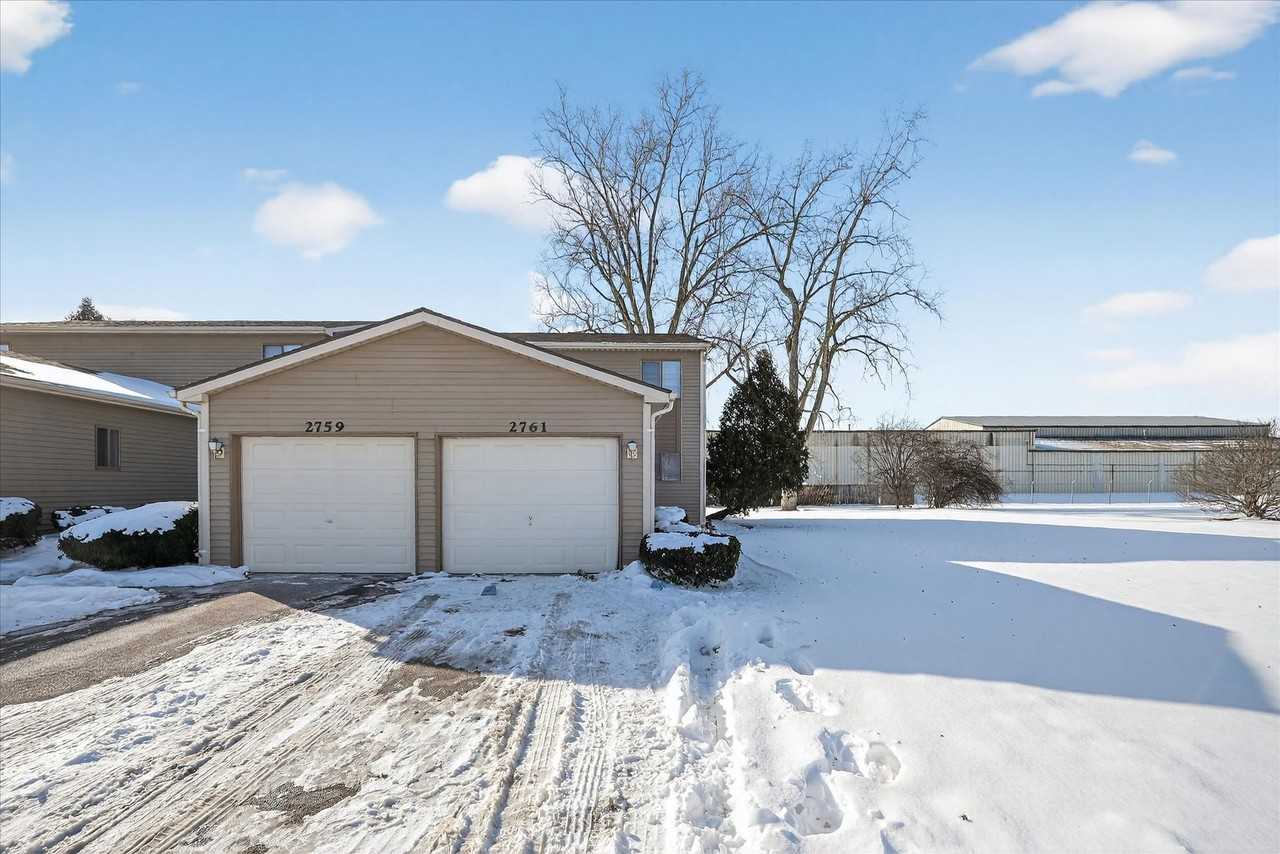 2755-2761 Scarlet Oak - Photo 2 of 38