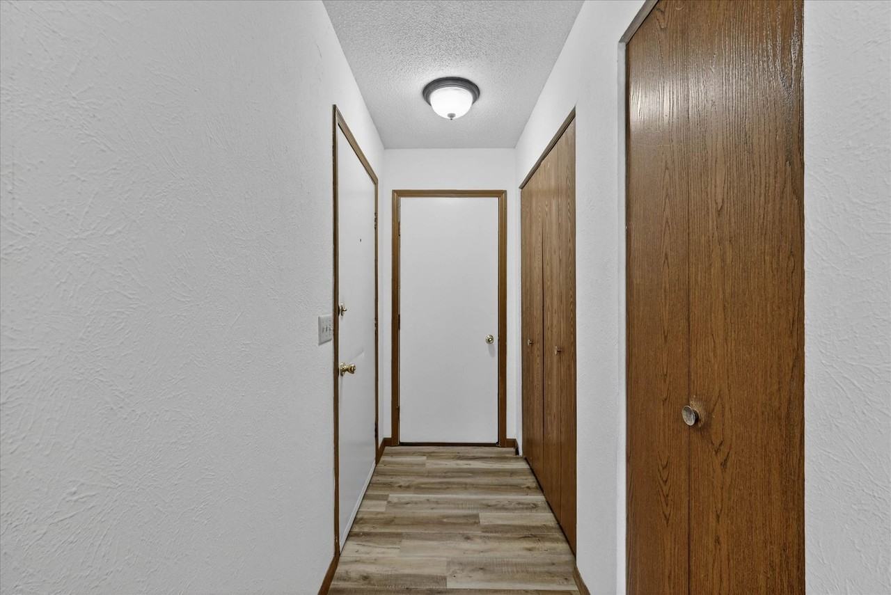 2755-2761 Scarlet Oak - Photo 5 of 38