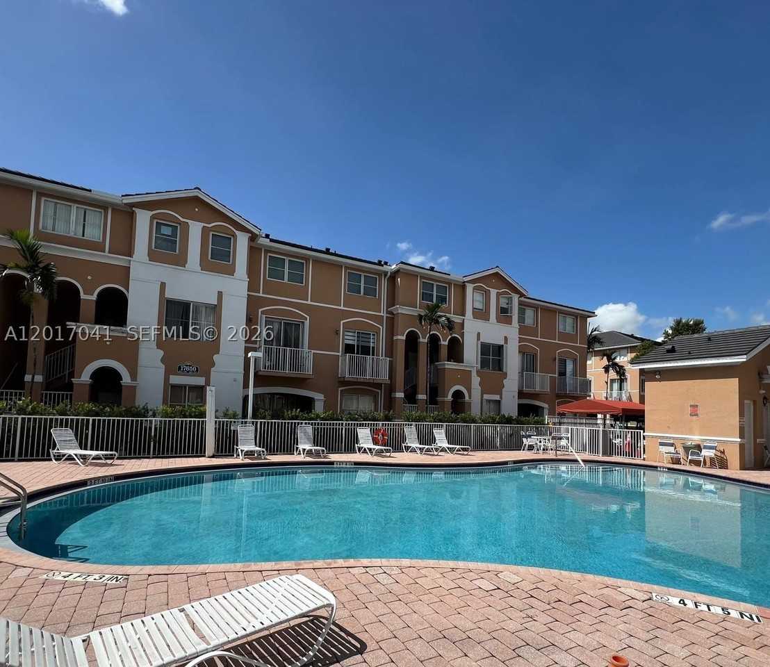 7080 Nw 177th St