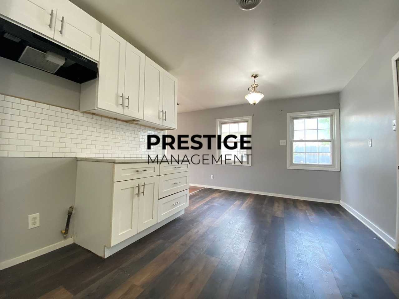 6327 Maryland Ave - Photo 6 of 11