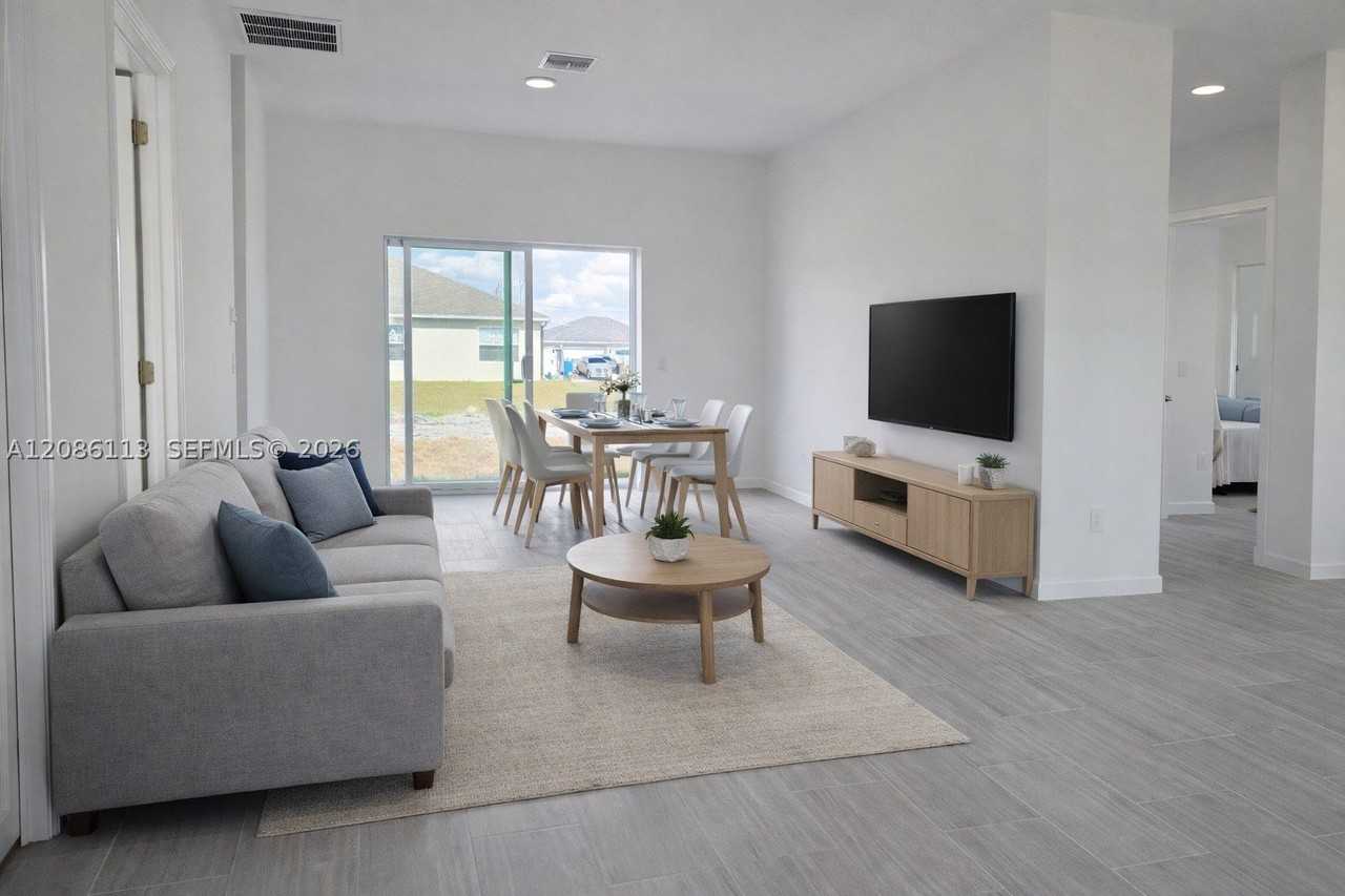 749 Pacific St - Photo 2 of 11