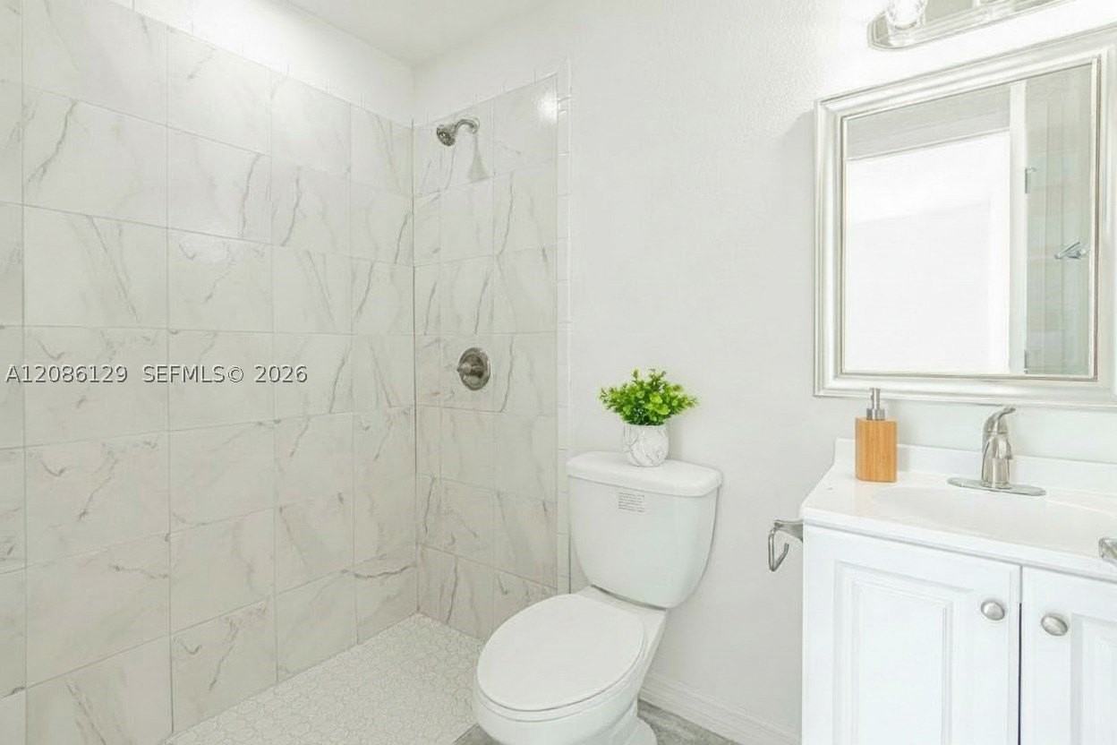 747 Pacific St - Photo 7 of 11