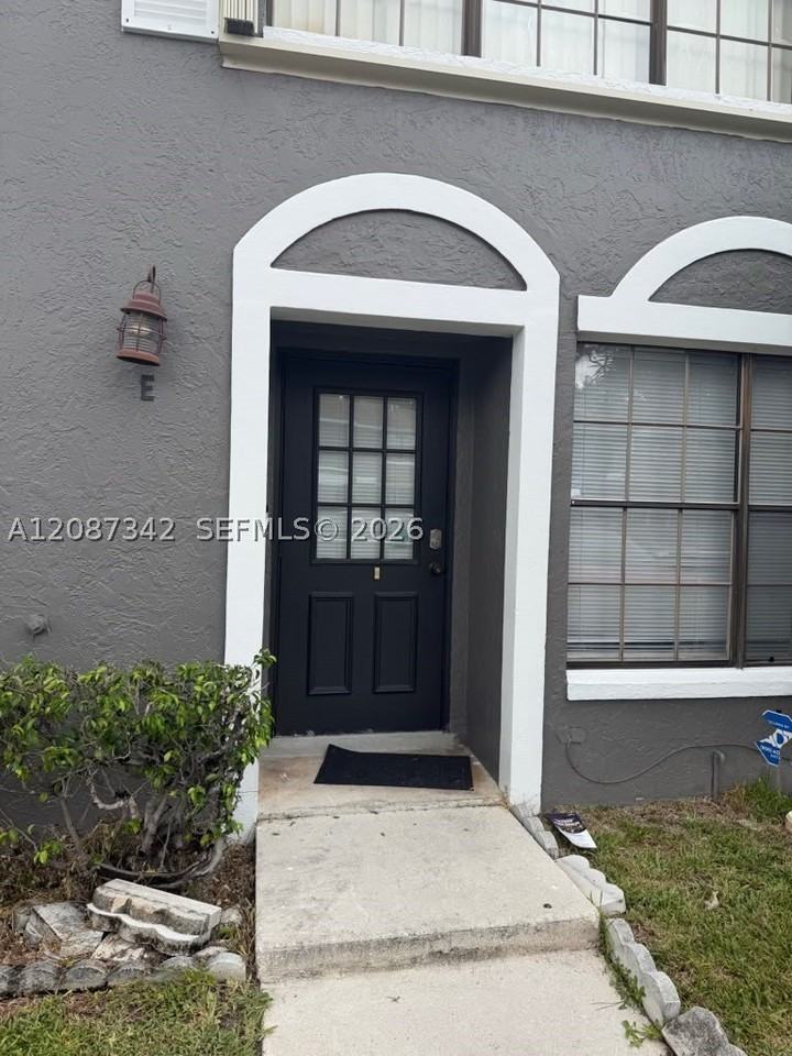 5023 Society Pl E #I - Photo 4 of 27