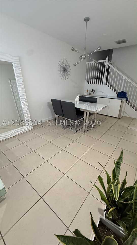 8917 Nw 102nd Ct #0 - Photo 6 of 12