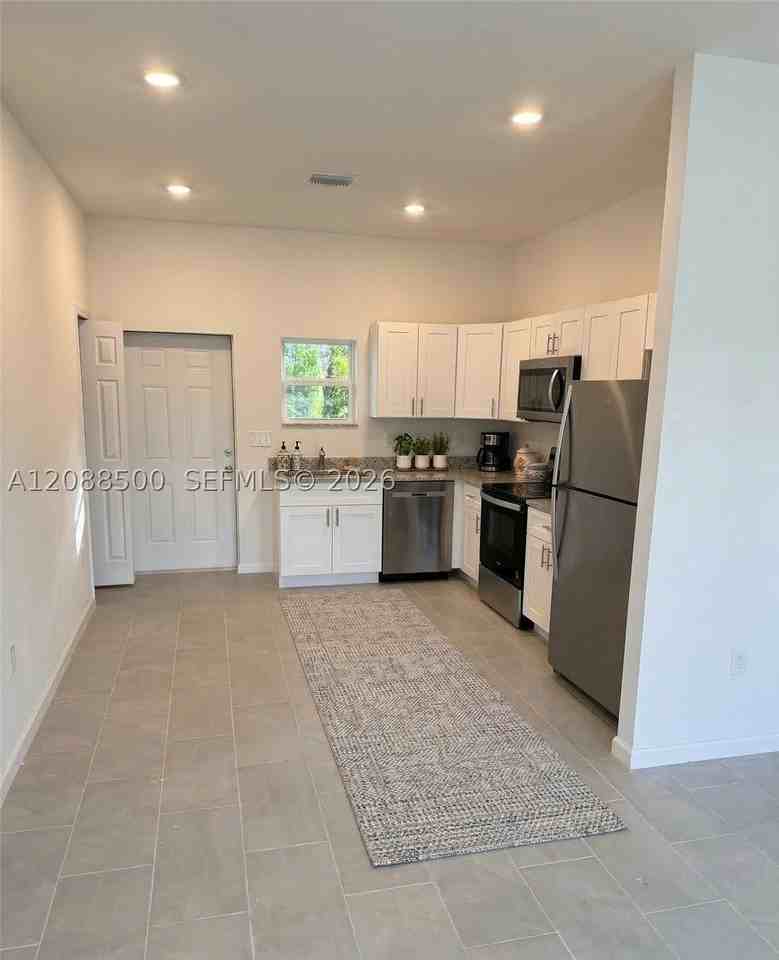 3102 Gavin Ave #0 - Photo 2 of 11