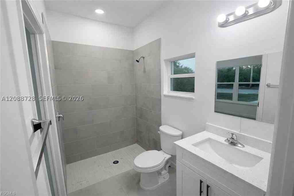 4202 E 30TH ST #0 - Photo 6 of 10
