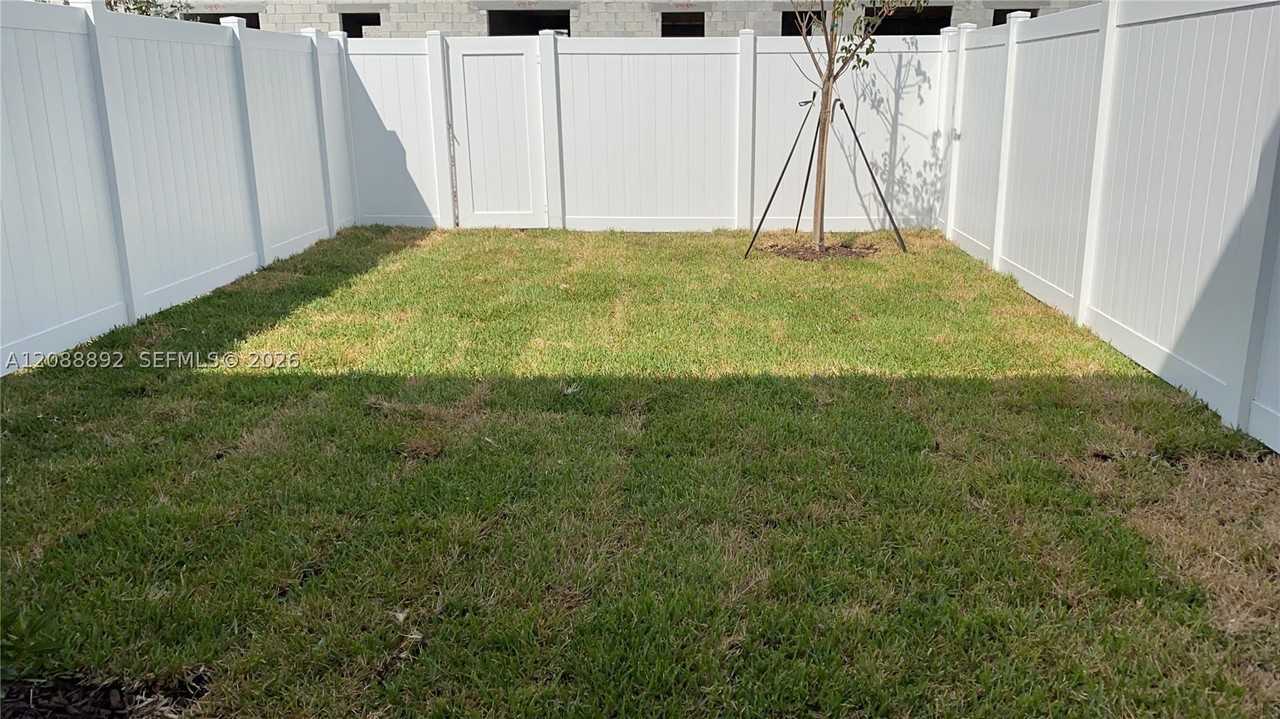 10948 W 32nd Ln - Photo 5 of 18