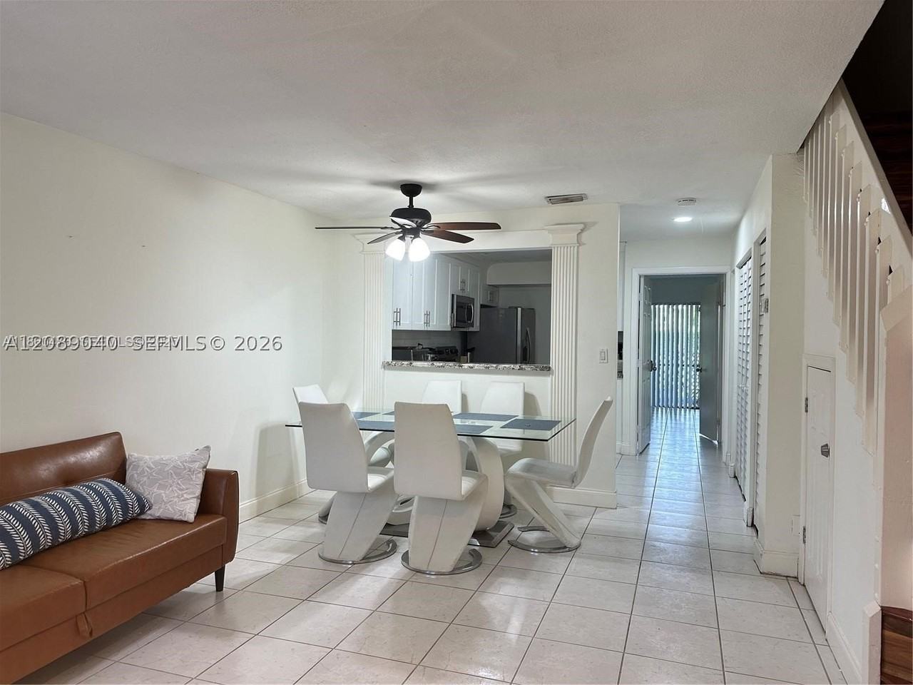 9865 Riverside Dr #9-32 - Photo 4 of 25
