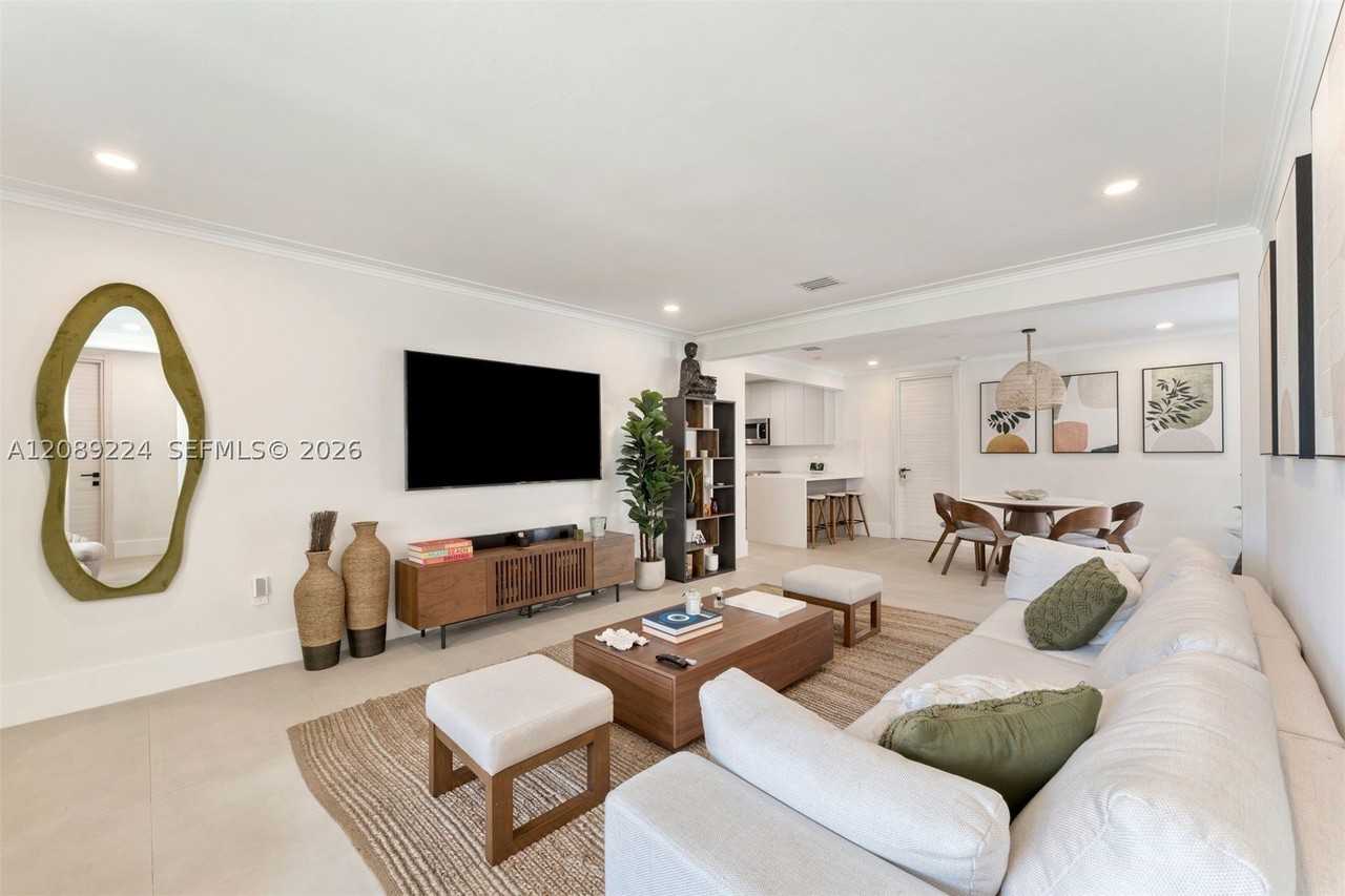 45 Palermo Ave