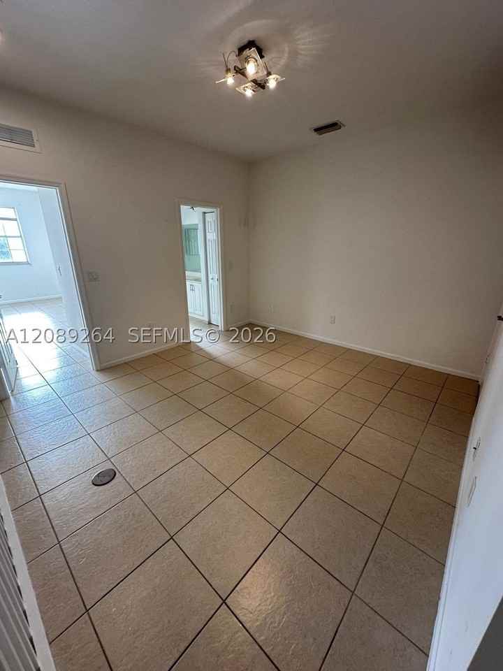 3021 Nw 30th Ter #3021 - Photo 5 of 16