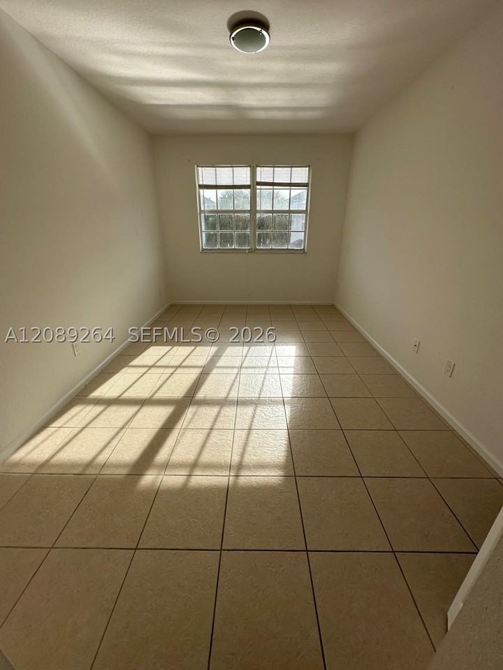 3021 Nw 30th Ter #3021 - Photo 6 of 16