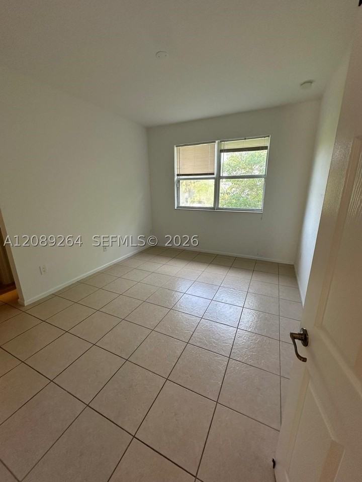 3021 Nw 30th Ter #3021 - Photo 7 of 16