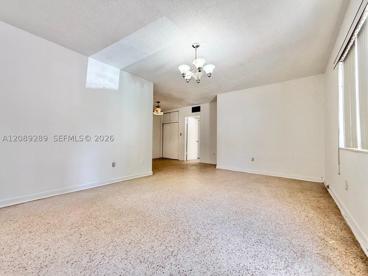 609 Lenox Ave #1 - Photo 5 of 10