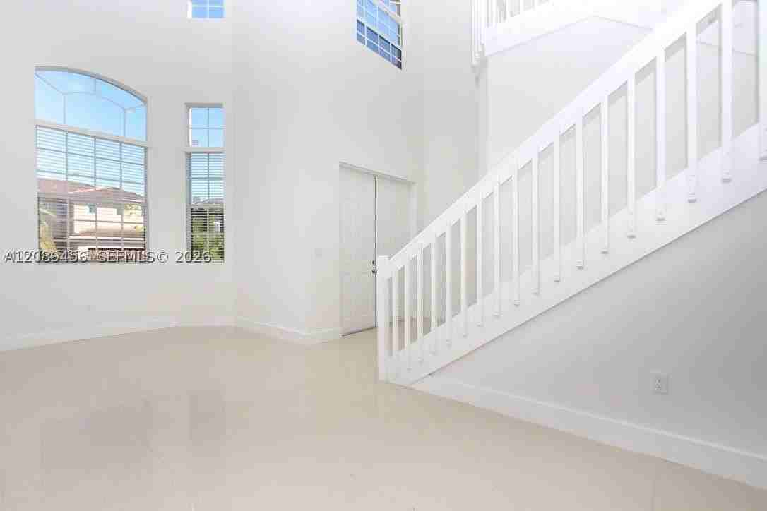 15505 Sw 12th Ter #0 - Photo 4 of 19