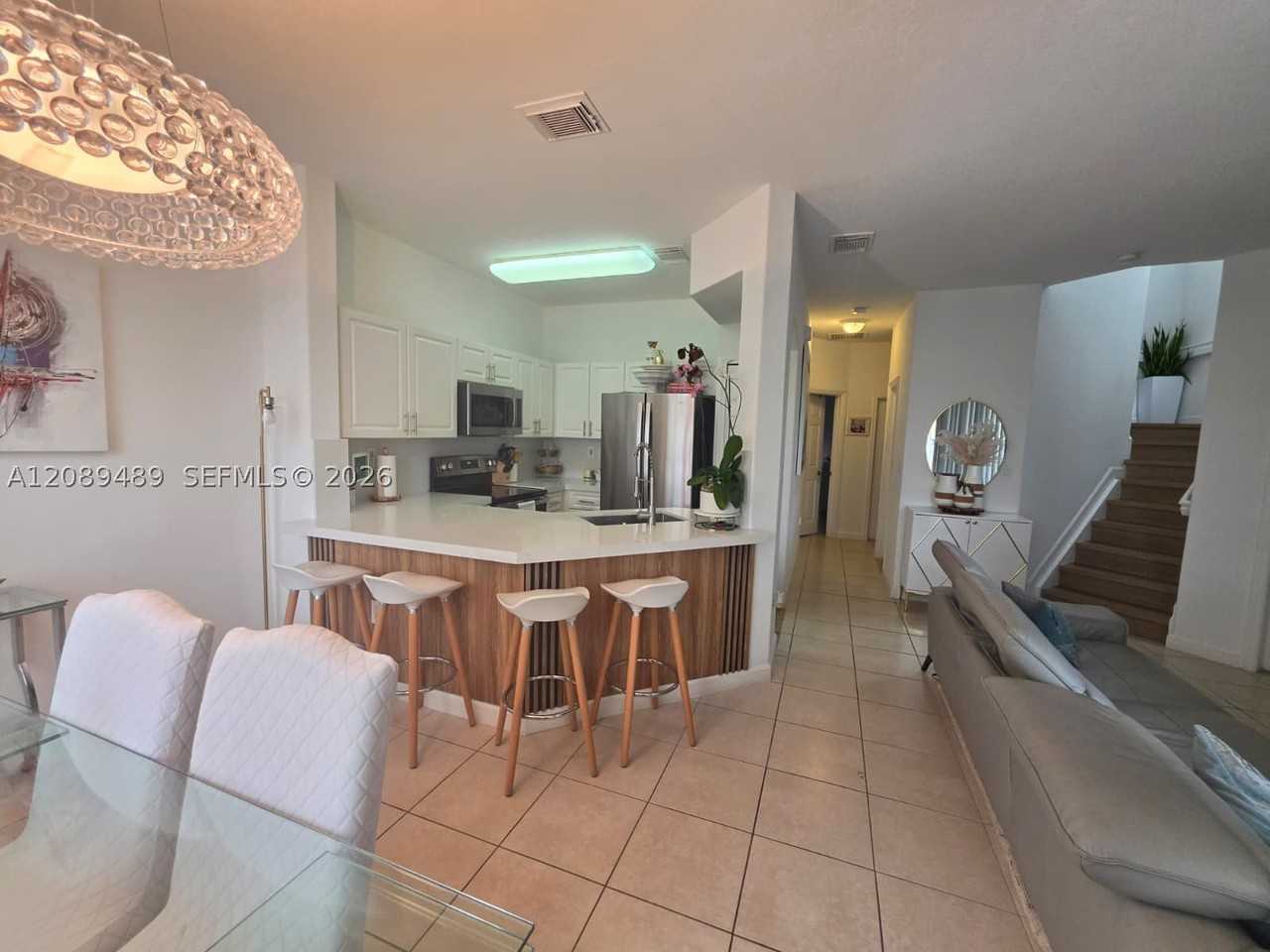 7800 Nw 116th Pl - Photo 3 of 39