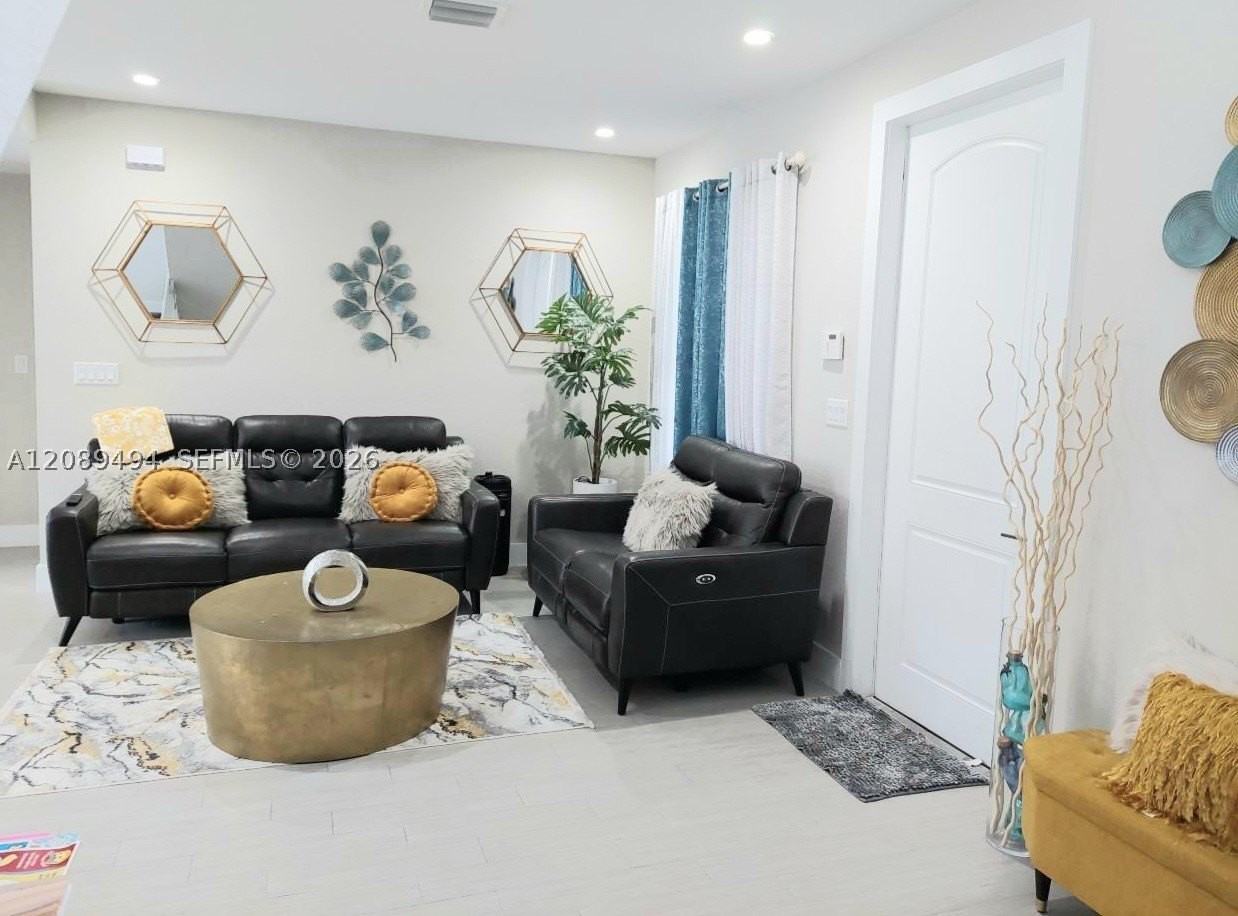 28801 Sw 160th Ct - Photo 4 of 13