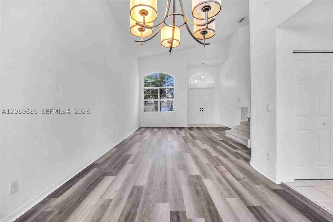 1637 Sw 156th Ave #1637 - Photo 5 of 27