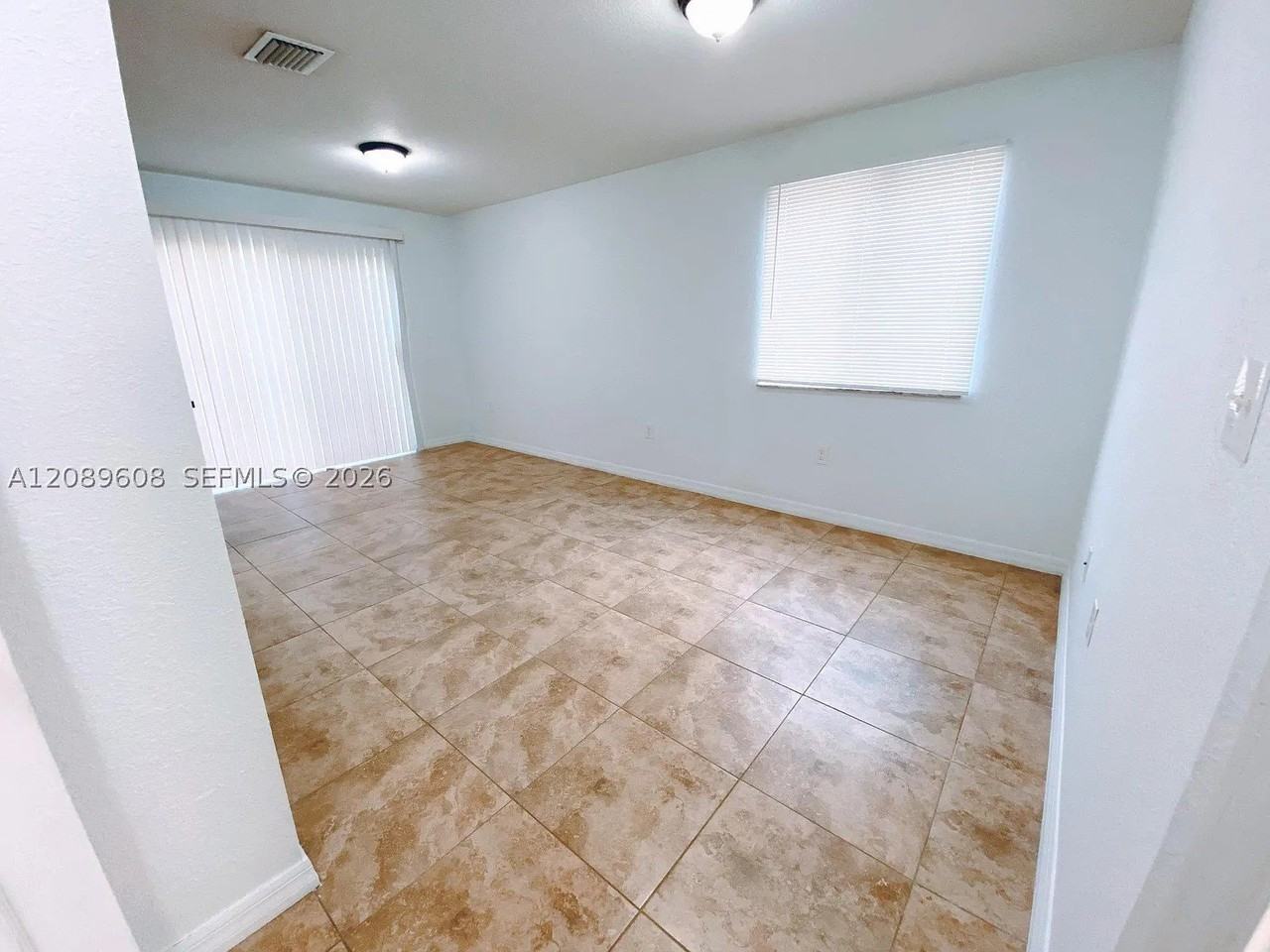 11102 Ne 14th Ave #0 - Photo 2 of 14